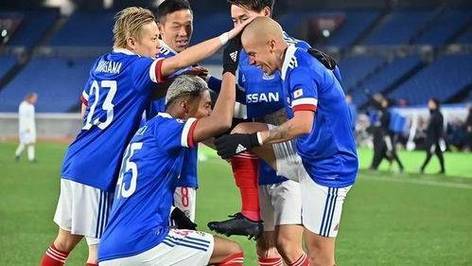 人主场击败国王，取得胜利拯救颓势